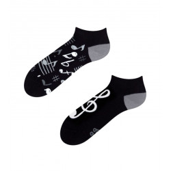 DEDOLES KRATKE NOGAVICE MUSIC